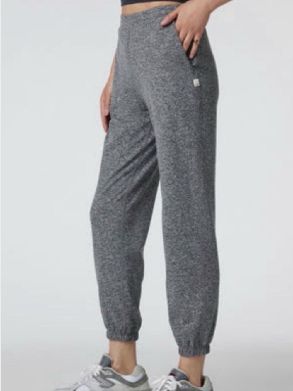 Vuori Grey Heather Grey Joggers size XL